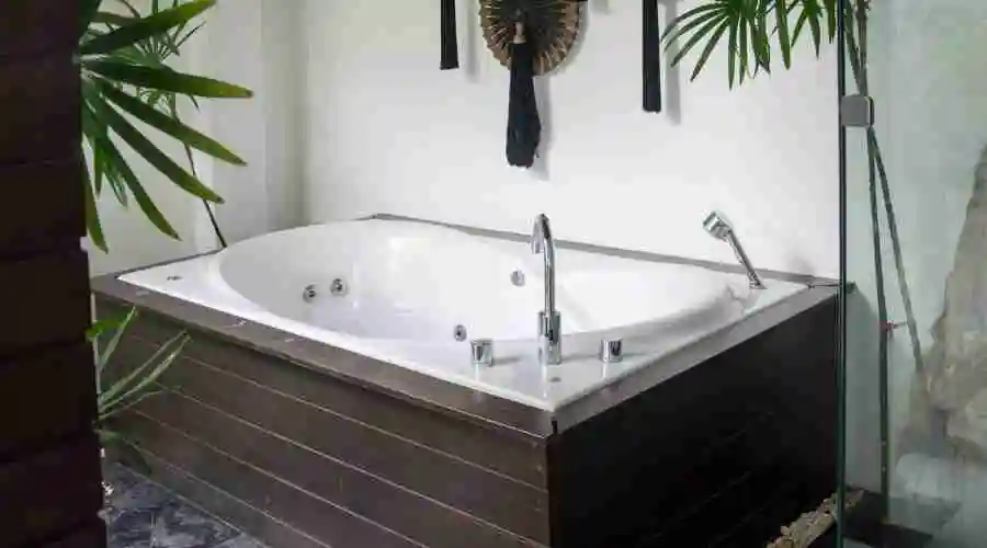 Is Refinishing A Bathtub Really Worth It? A Guide To Help You Decide If You Should Replace Or Reglaze