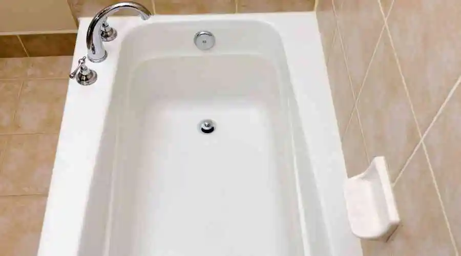 Refinished Bathtub Increases a Home’s Resale Value